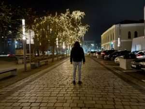 Gdy Święta przypominają o stracie – jak poradzić sobie z żałobą w okresie Bożego Narodzenia